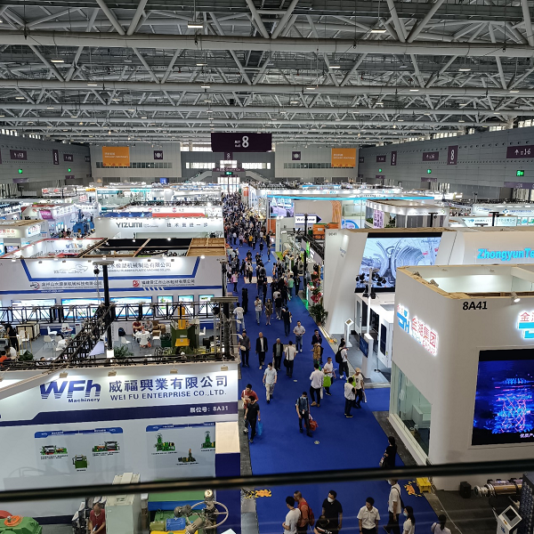 參觀深圳第35屆中國國際塑料橡膠工業(yè)展覽會